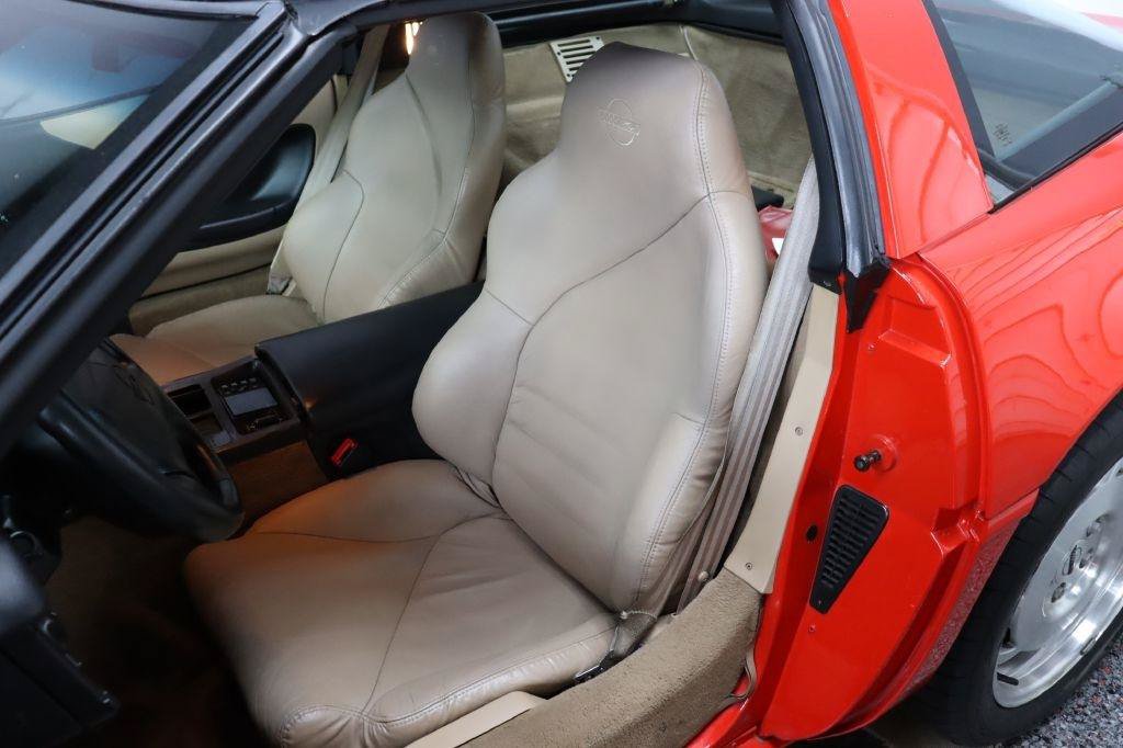 Used 2002 Chevrolet Corvette Coupe w/ Preferred Equipment Group2 RWD image 5