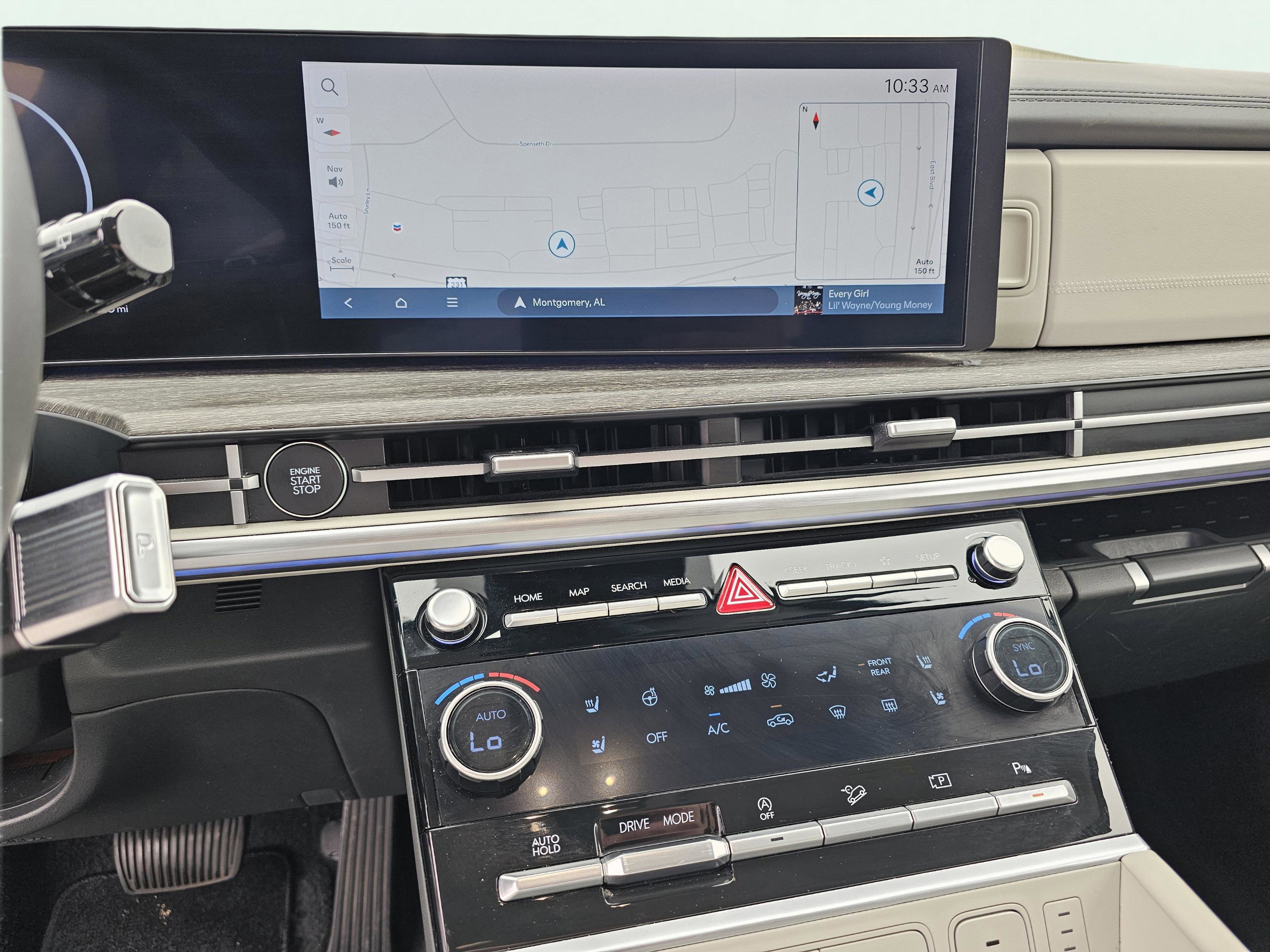 Used 2024 Hyundai Santa Fe Calligraphy FWD image 26