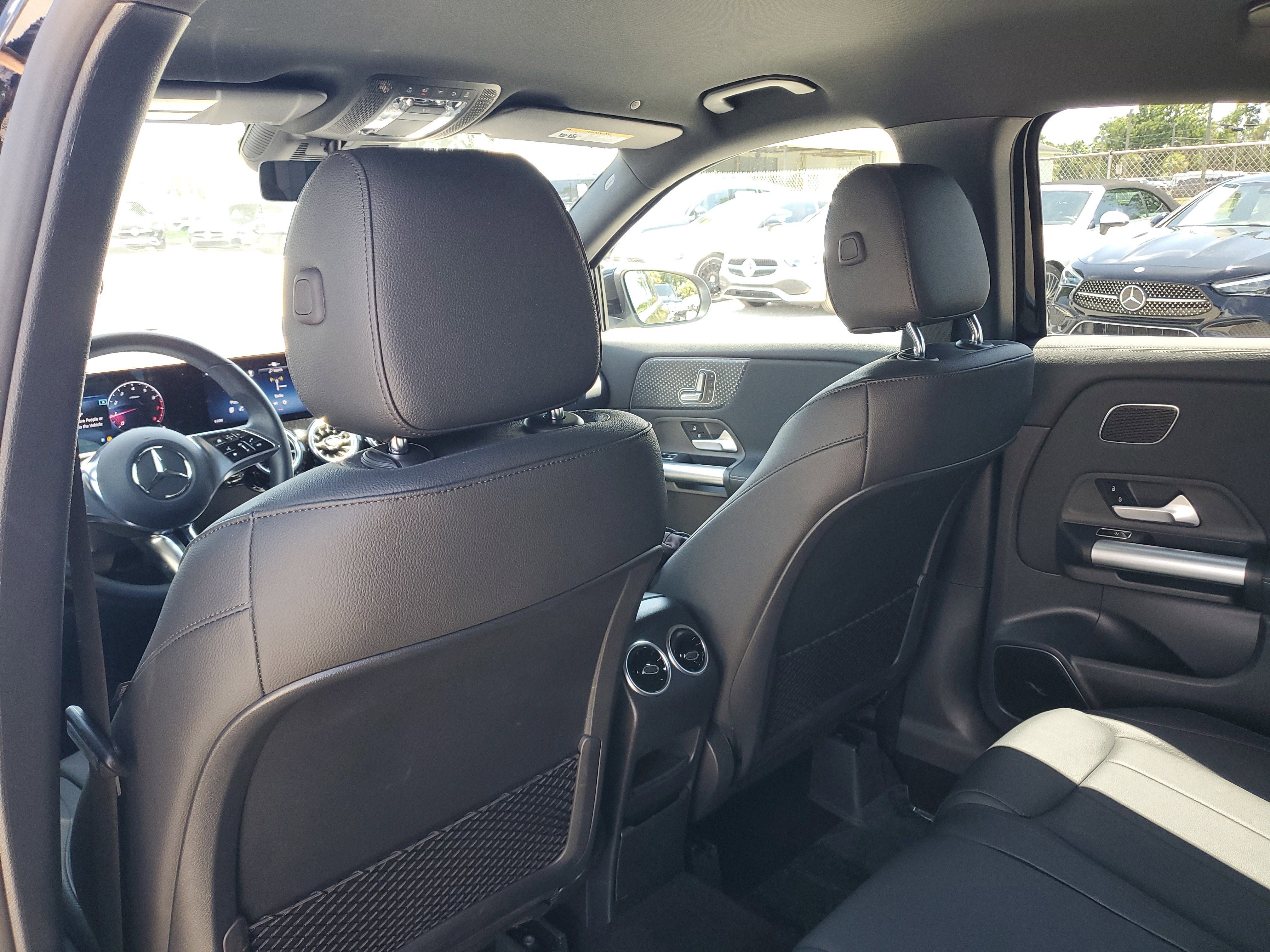 Certified 2025 Mercedes-Benz GLA 250 image 11