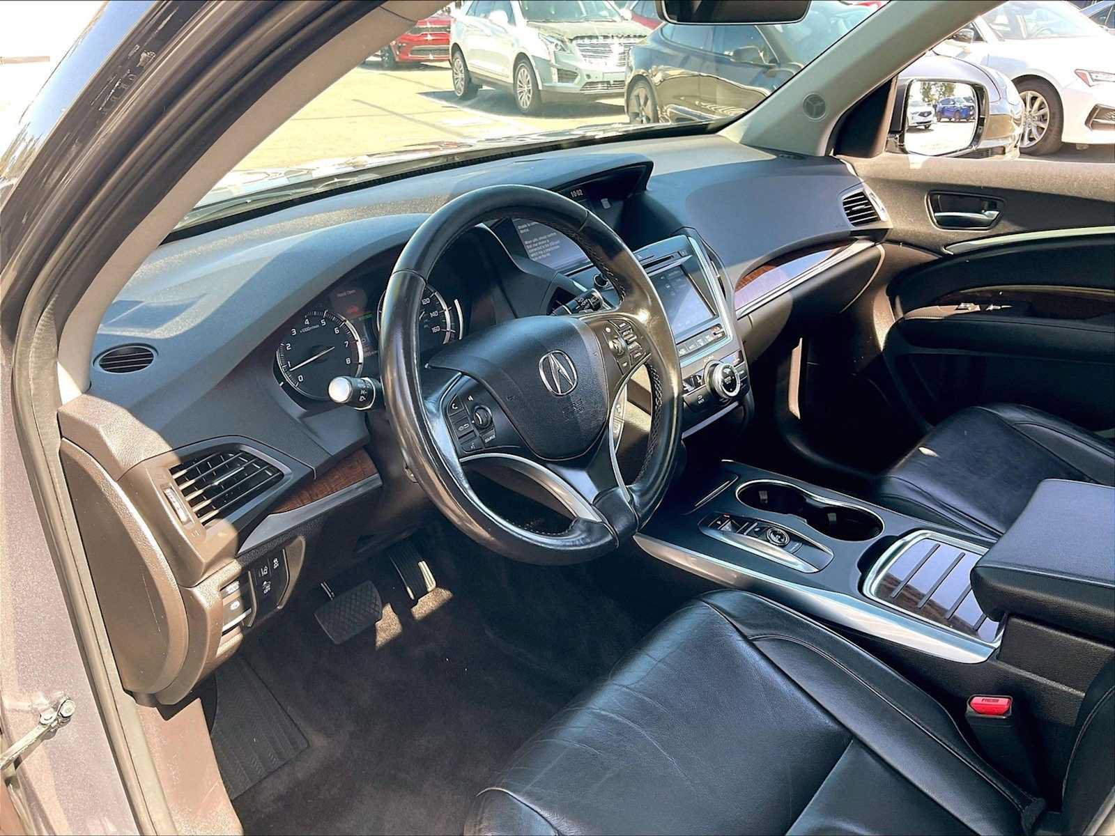 Used 2018 Acura MDX SH-AWD image 16