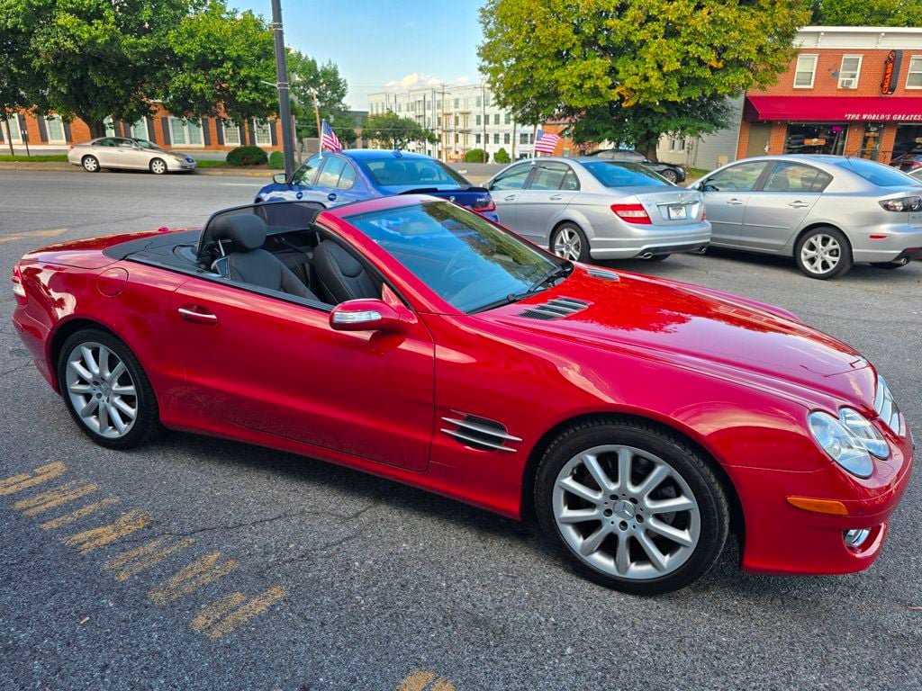 Used 2007 Mercedes-Benz SL 550 image 30