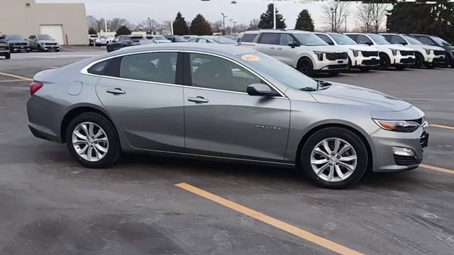 Used 2025 Chevrolet Malibu LT FWD image 4