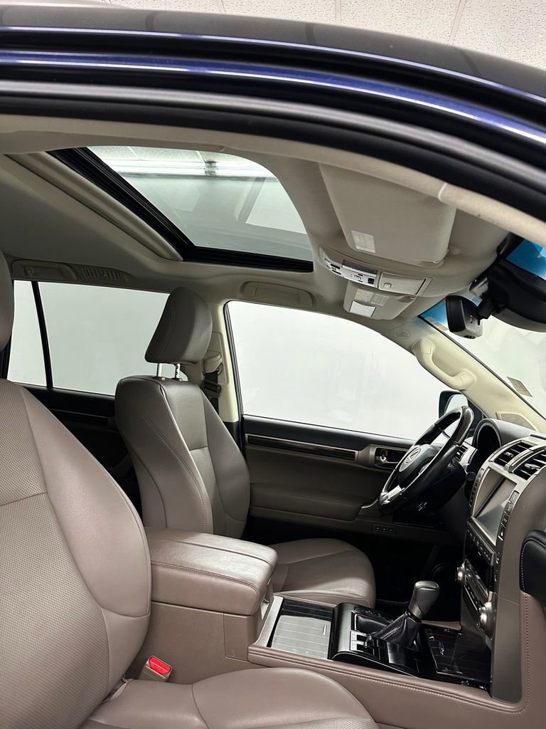 Used 2021 Lexus GX 460 Premium image 46