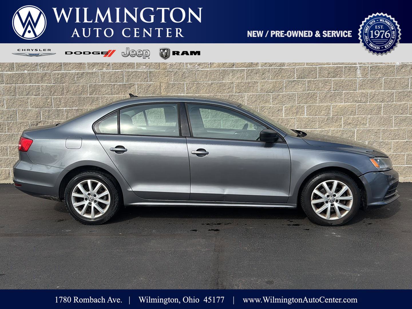 Used 2015 Volkswagen Jetta SE FWD image 1