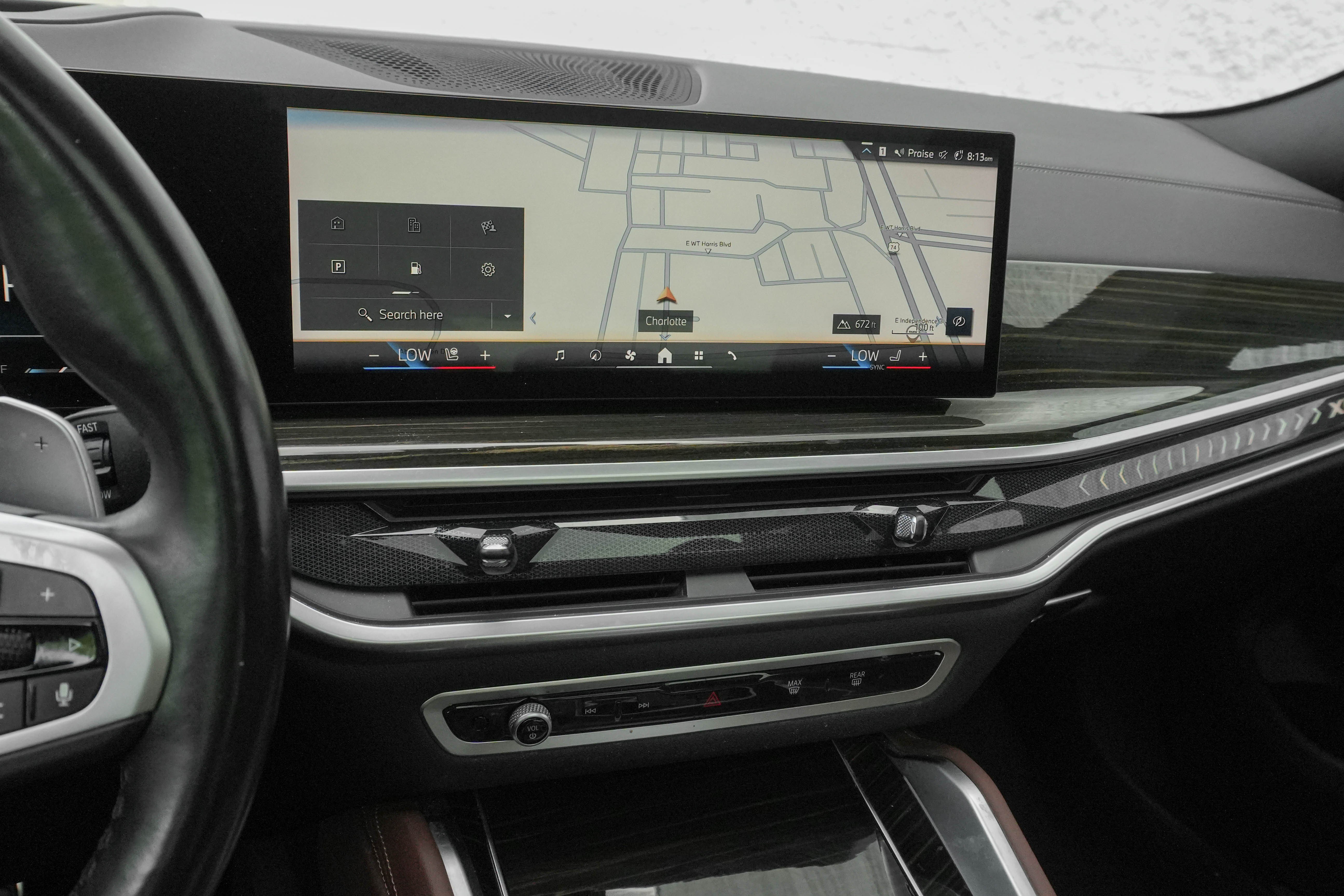 Certified 2025 BMW X6 xDrive40i AWD/4WD image 23