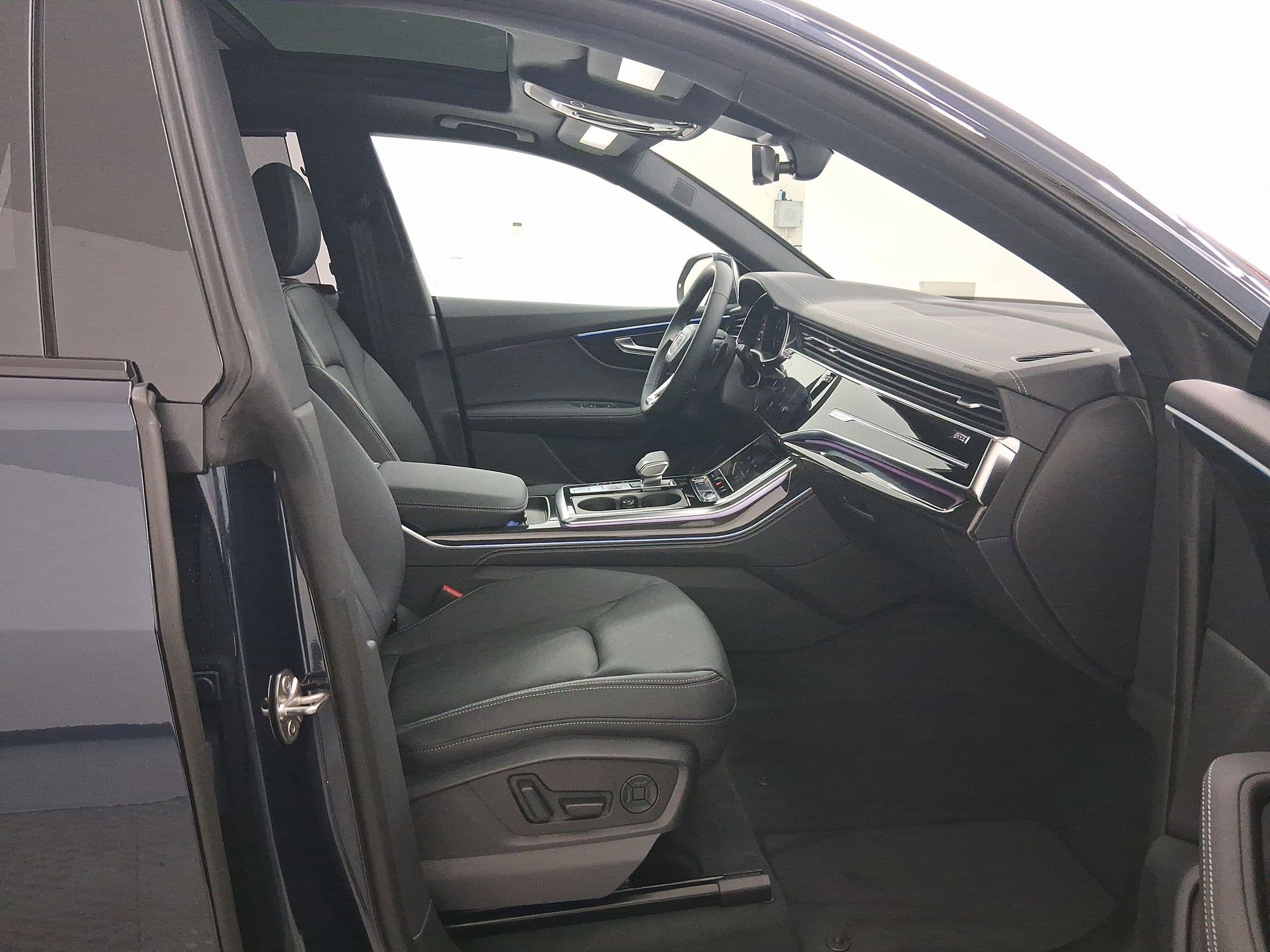 New 2026 Audi Q8 Premium Plus image 30