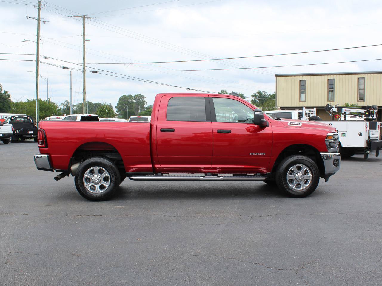 Used 2026 RAM 2500 Big Horn AWD/4WD image 7