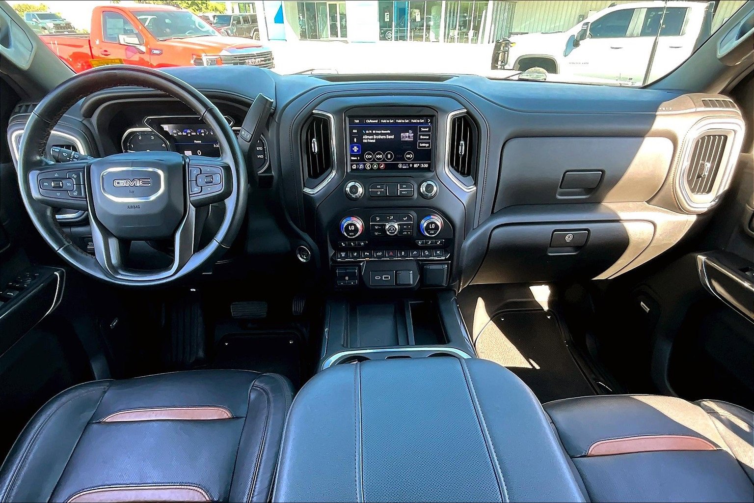 Used 2023 GMC Sierra 2500 AT4 w/ AT4 Premium Plus Package image 15