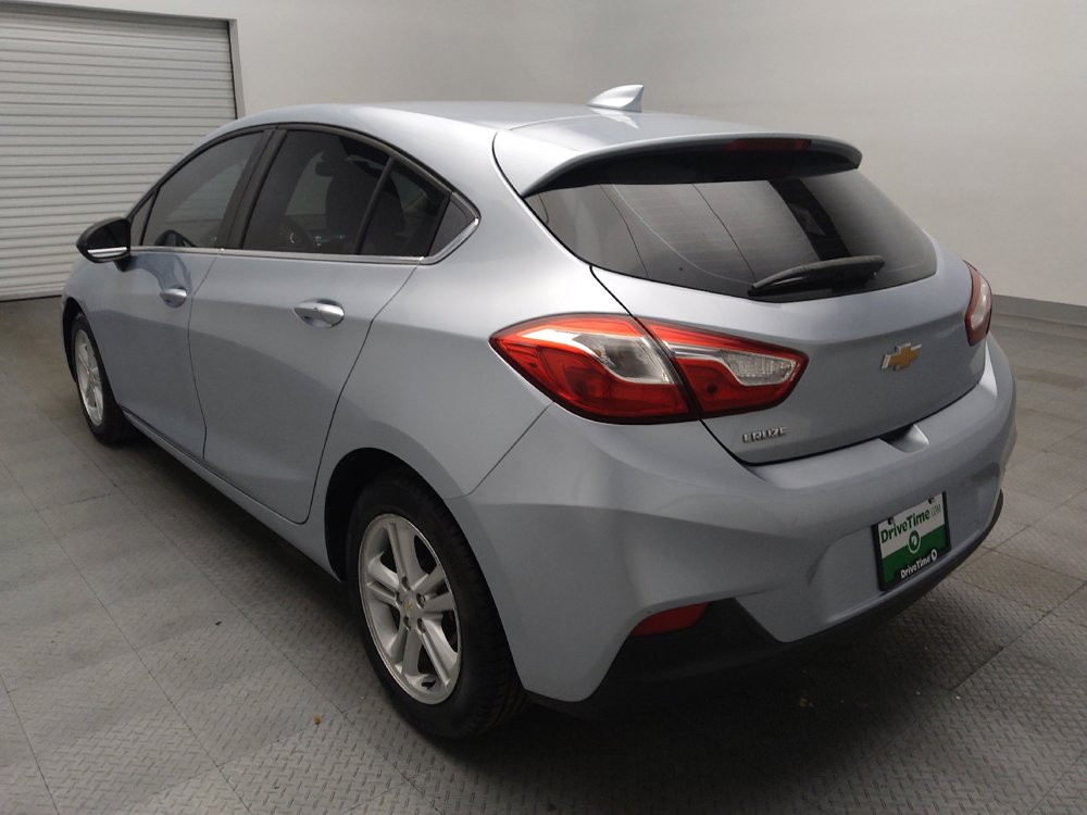 Used 2017 Chevrolet Cruze LT w/ Convenience Package FWD image 5
