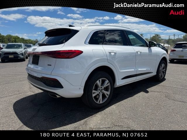 Used 2025 Audi Q5 Premium w/ Convenience Package AWD/4WD image 4