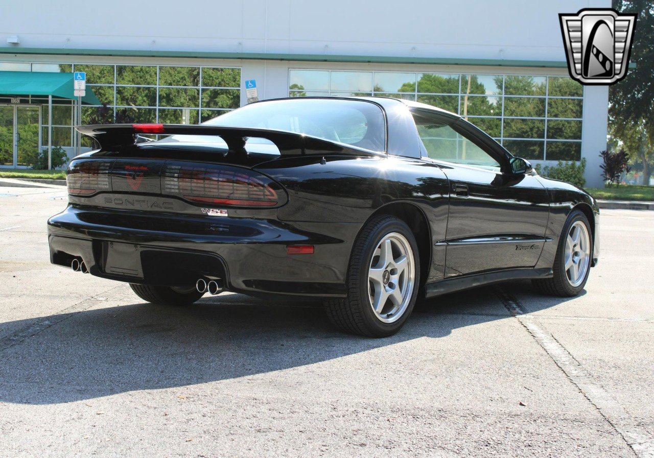 Used 1997 Pontiac Firebird Trans Am image 9