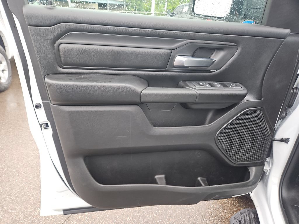 New 2026 RAM 1500 Express AWD/4WD image 17