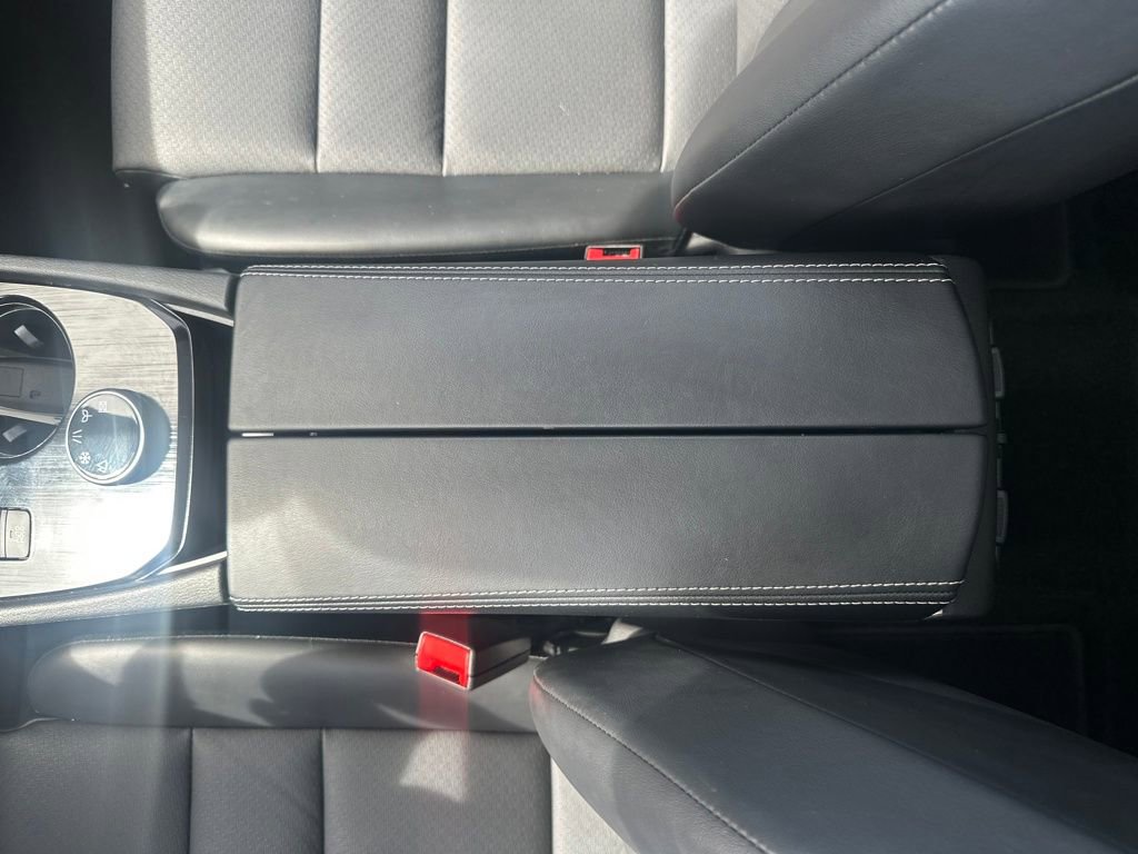 Used 2024 Nissan Rogue SV w/ SV Premium Package image 26