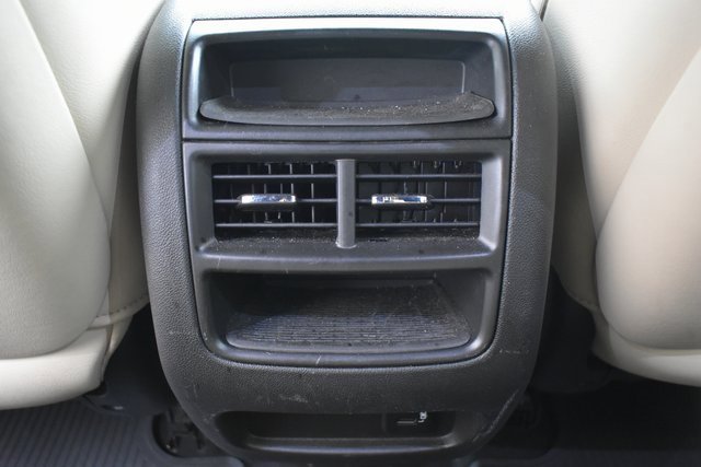 Used 2018 Cadillac XT5 Luxury w/ LPO, Wheel Lock Package image 35