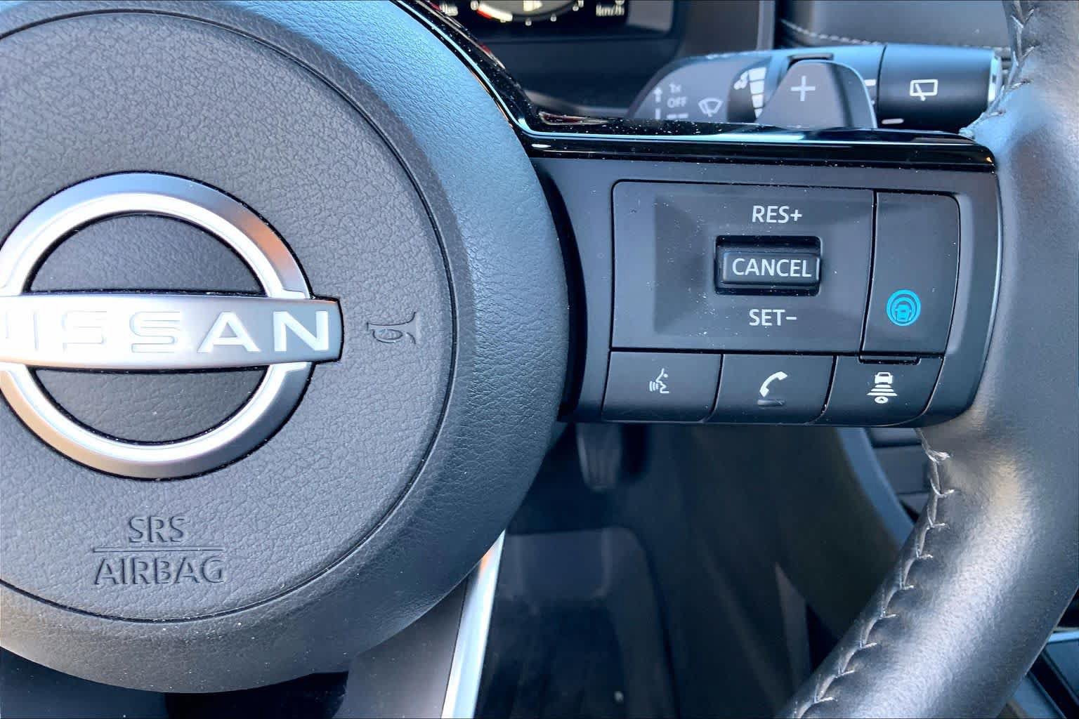 Used 2024 Nissan Rogue SL w/ SL Premium Package AWD/4WD image 25