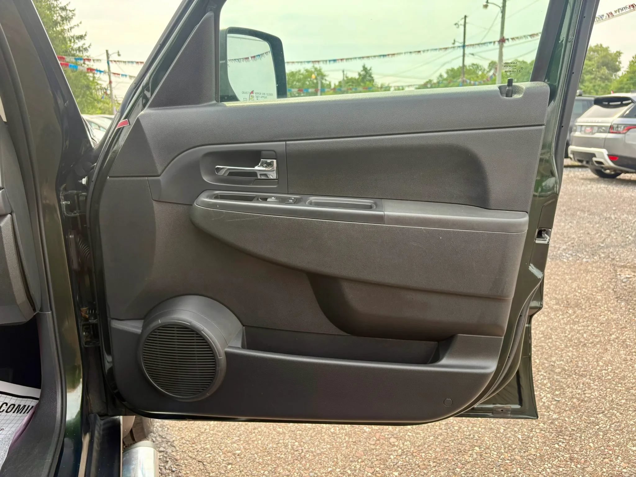 Used 2011 Jeep Liberty Sport AWD/4WD image 14