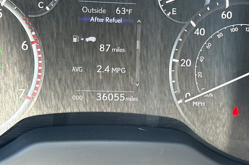 Used 2023 Lexus GX 460 Premium w/ Premium Package AWD/4WD image 32