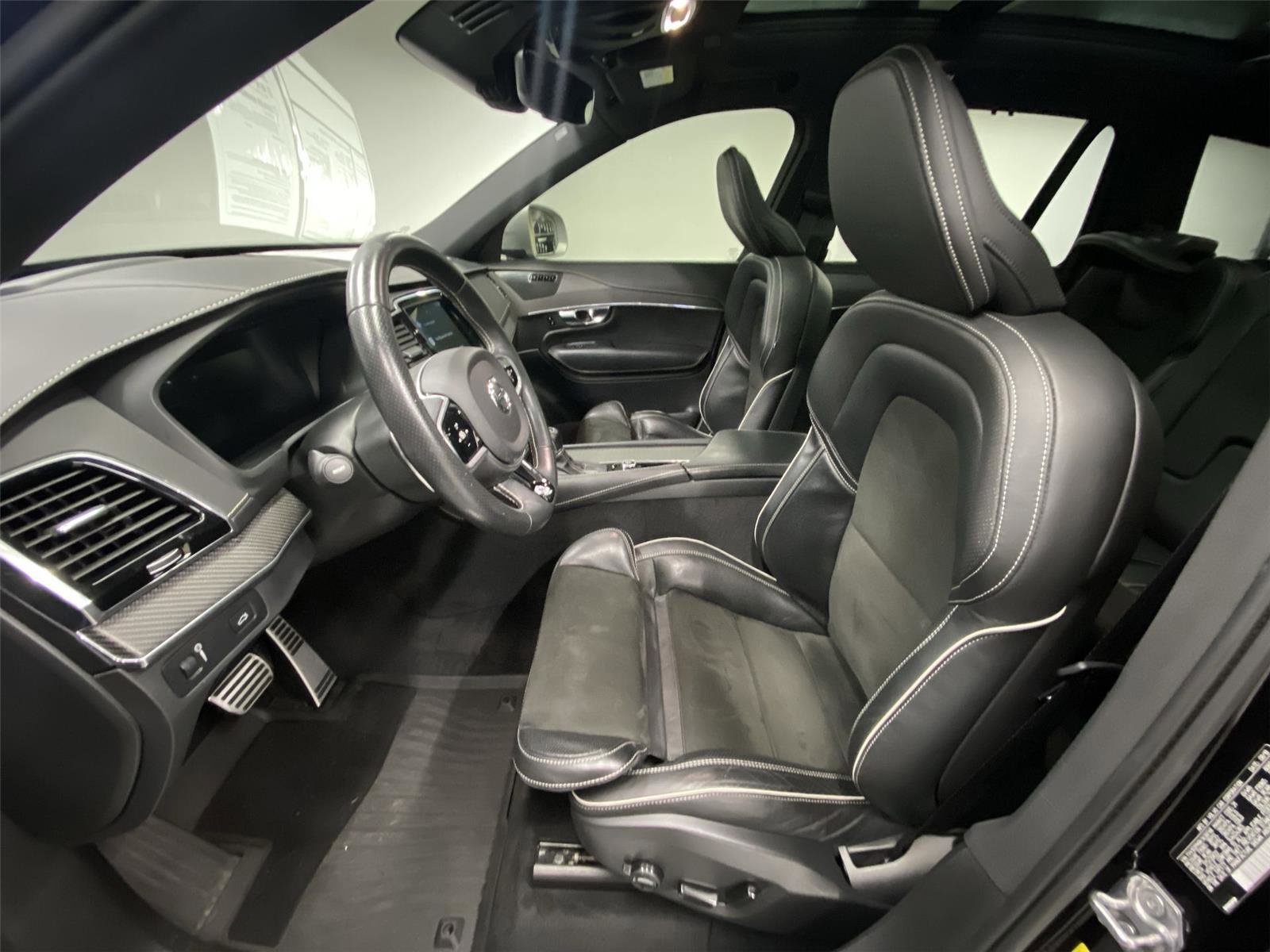 Used 2019 Volvo XC90 T5 R-Design w/ Advanced Package image 17
