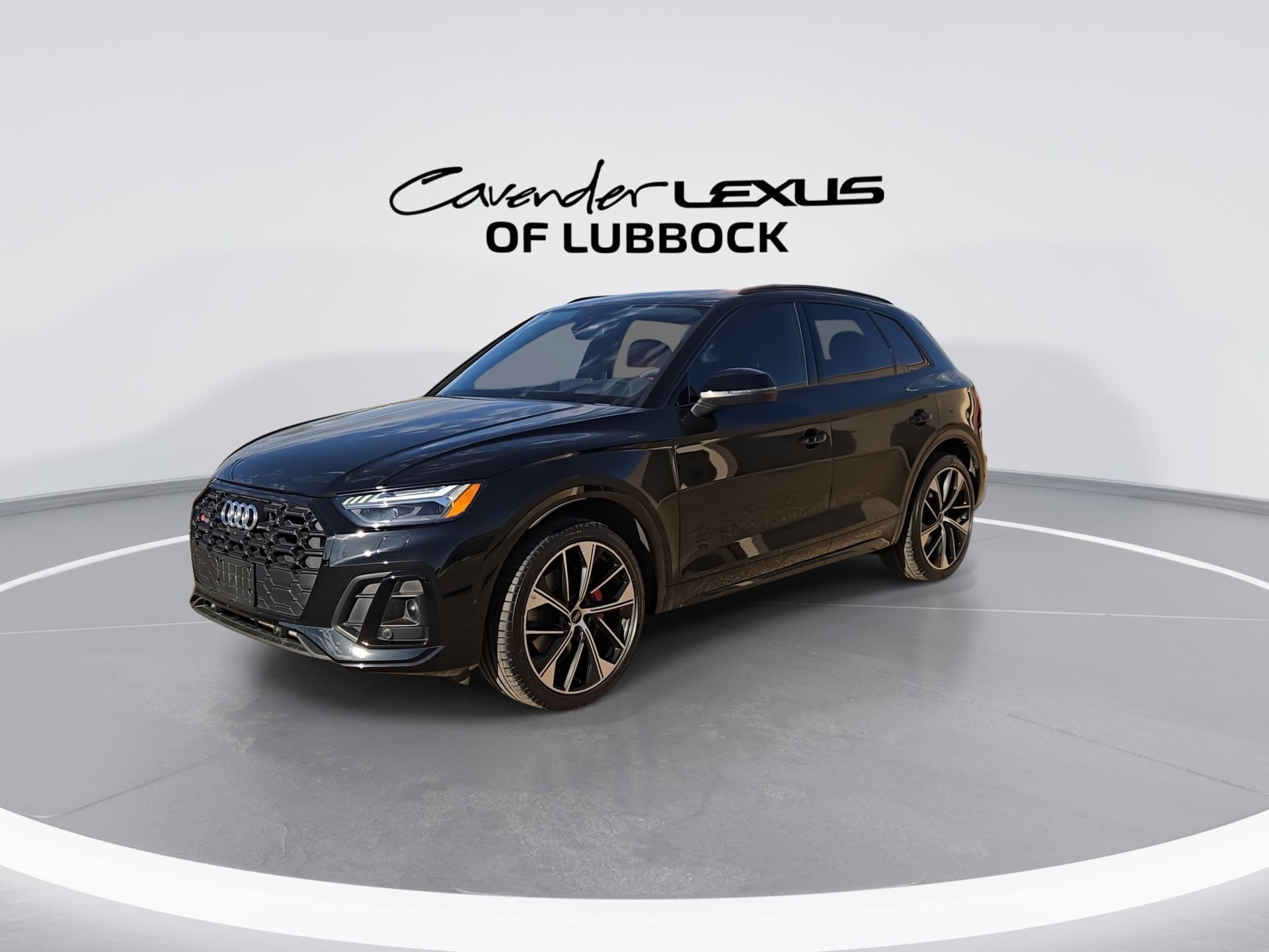 Used 2024 Audi SQ5 Prestige AWD/4WD image 4