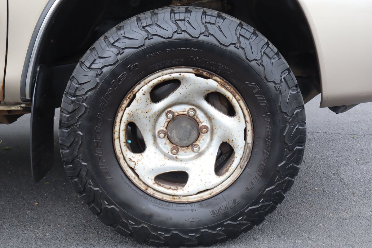 Used 2003 Toyota Tundra SR5 AWD/4WD image 40