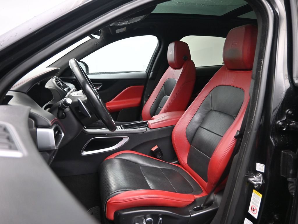Used 2020 Jaguar F-PACE S AWD/4WD image 19