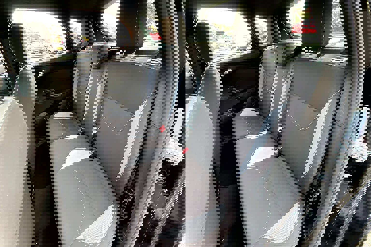 Used 2016 Ford Focus ST image 21