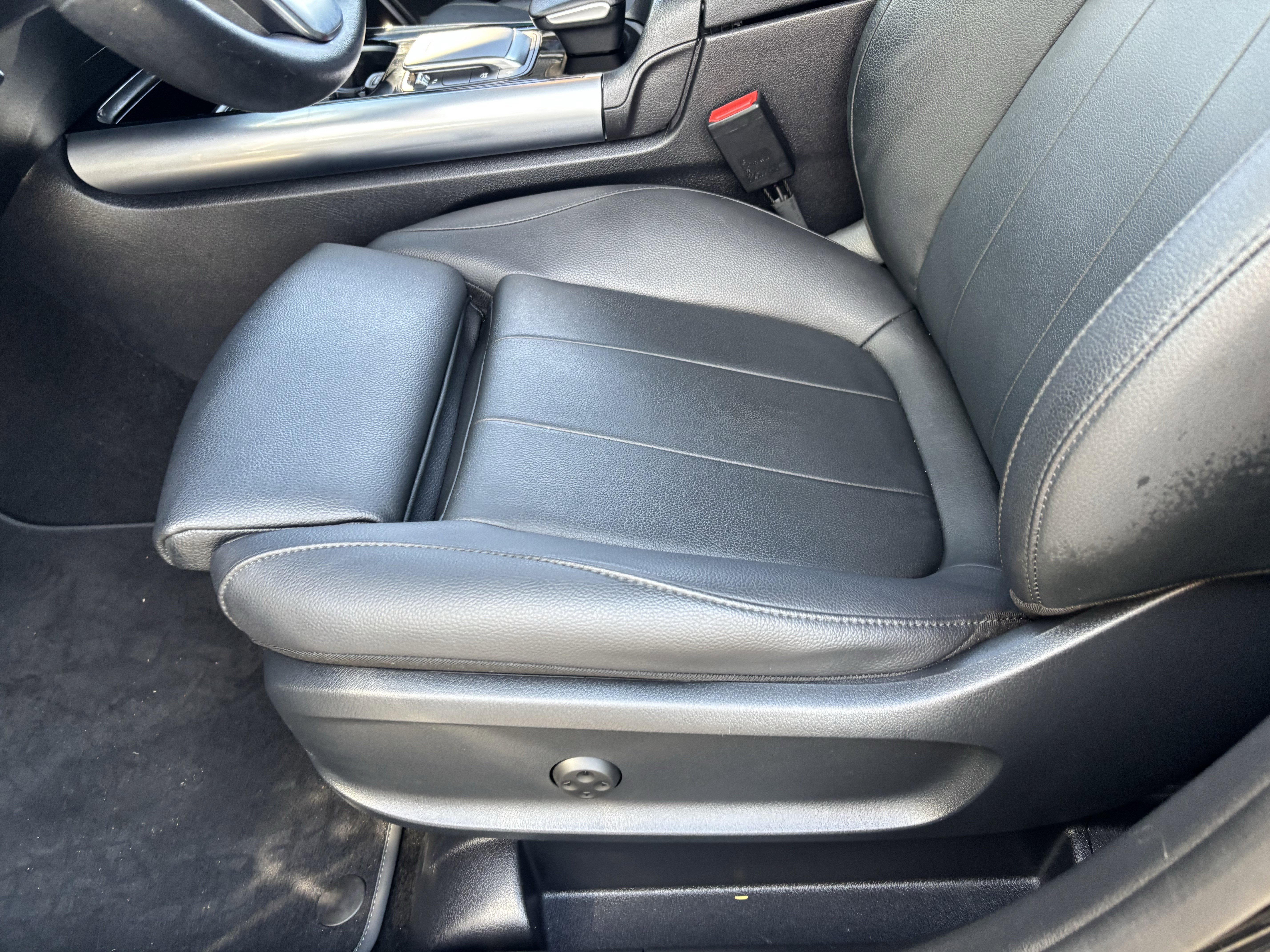 Used 2023 Mercedes-Benz GLA 250 GLA 250 w/ Premium Package image 19