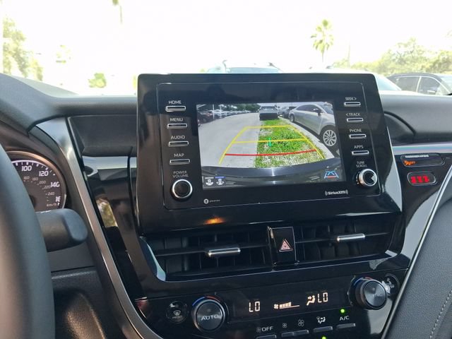 Used 2024 Toyota Camry SE FWD image 21