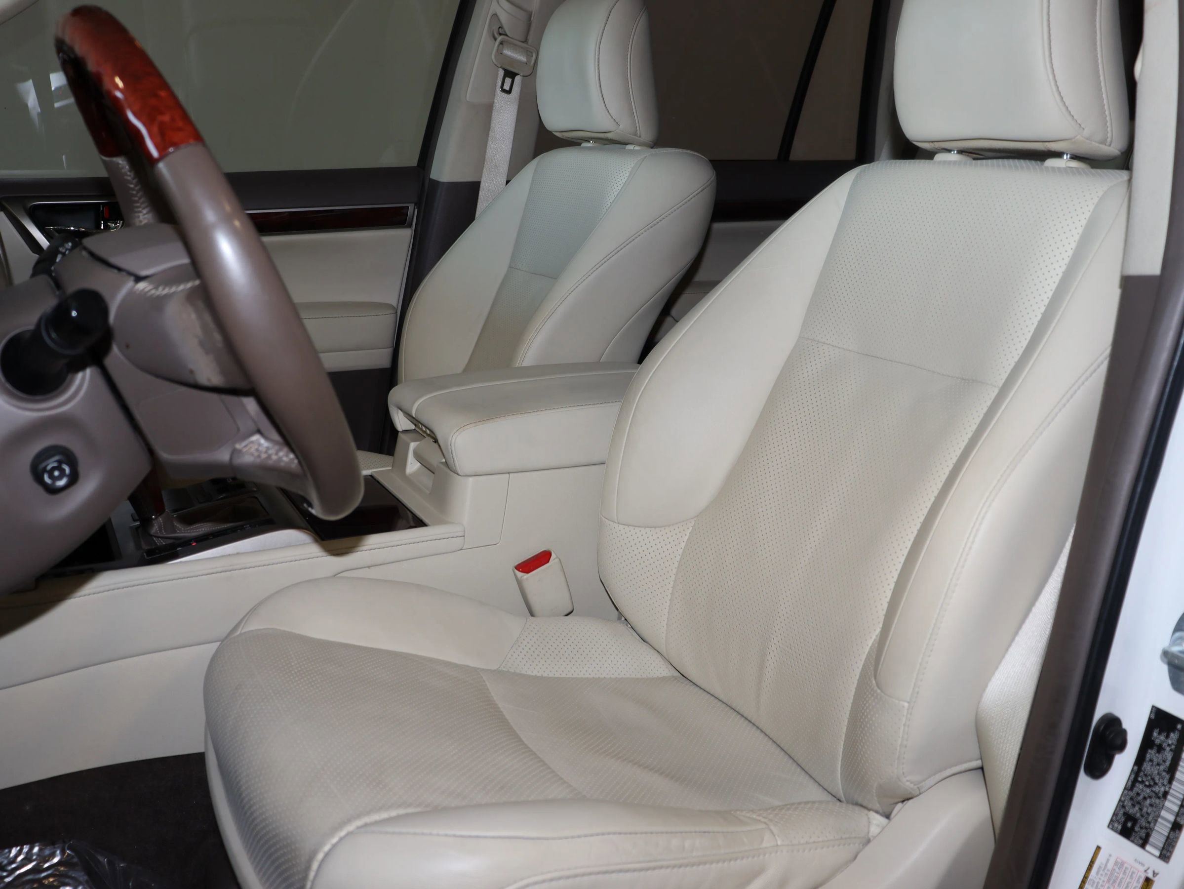 Used 2011 Lexus GX 460 image 11