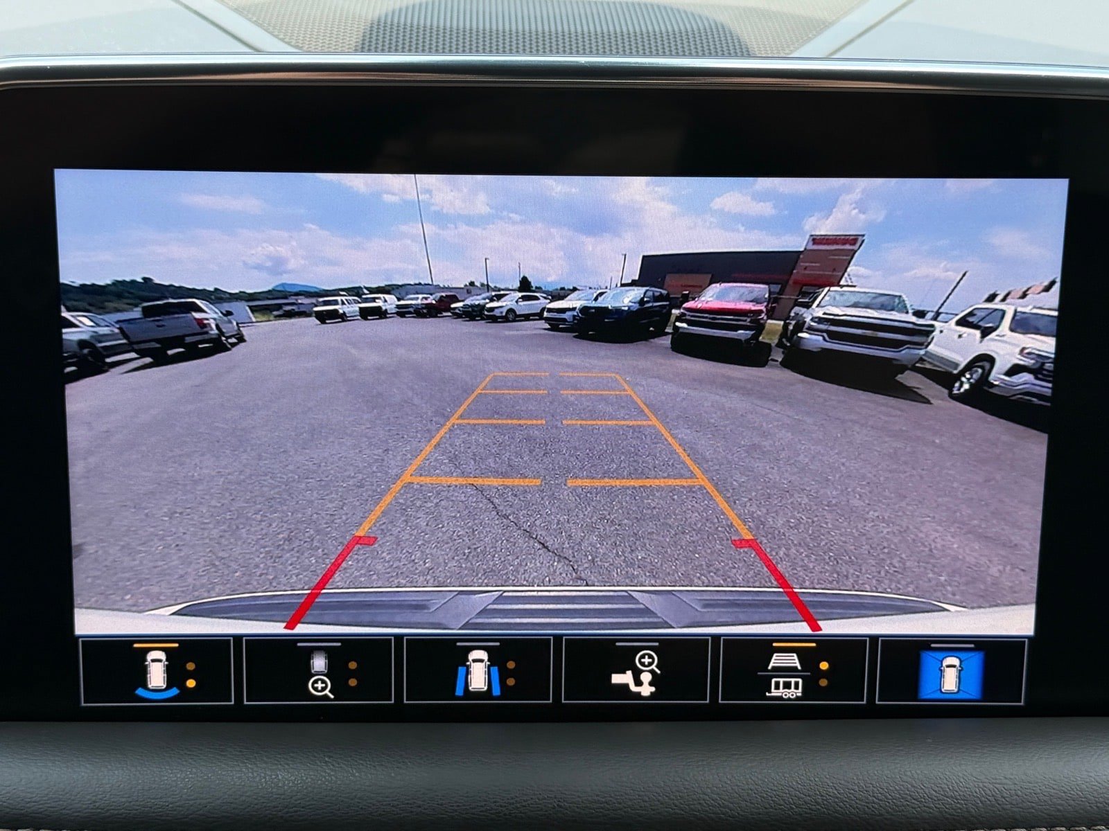 Used 2021 Chevrolet Tahoe High Country AWD/4WD image 19