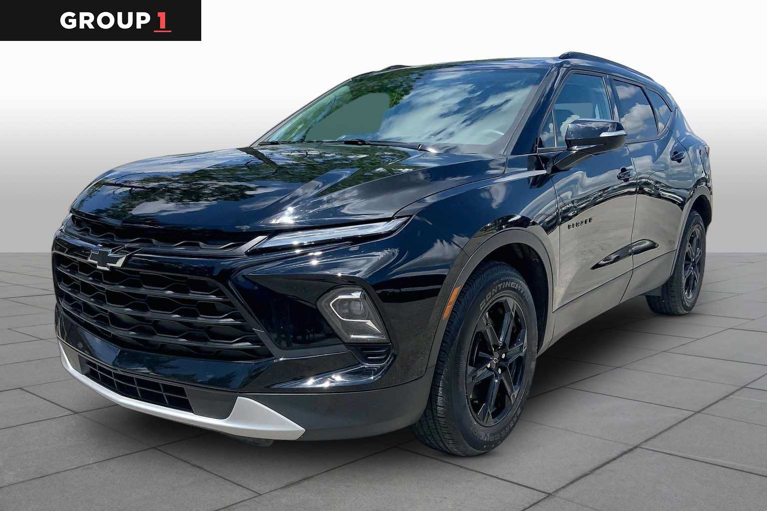 Used 2025 Chevrolet Blazer LT w/ Midnight/Sport Edition AWD/4WD image 1