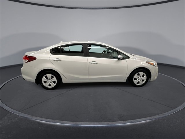 Used 2018 Kia Forte LX image 9