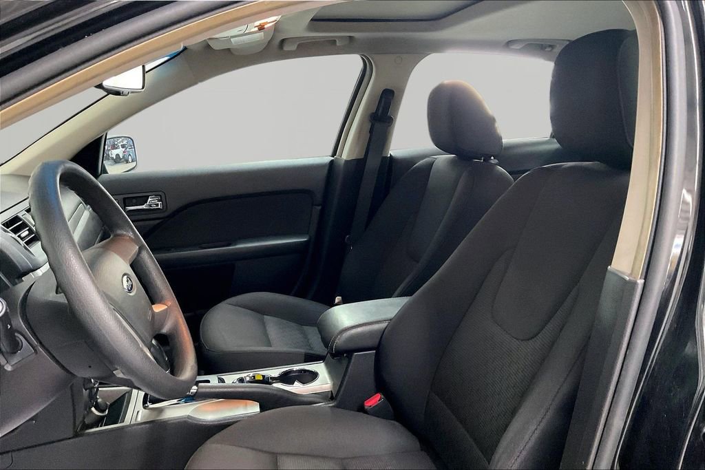 Used 2010 Ford Fusion SE image 22