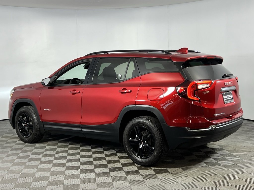 Used 2024 GMC Terrain AT4 w/ Infotainment Package II image 8