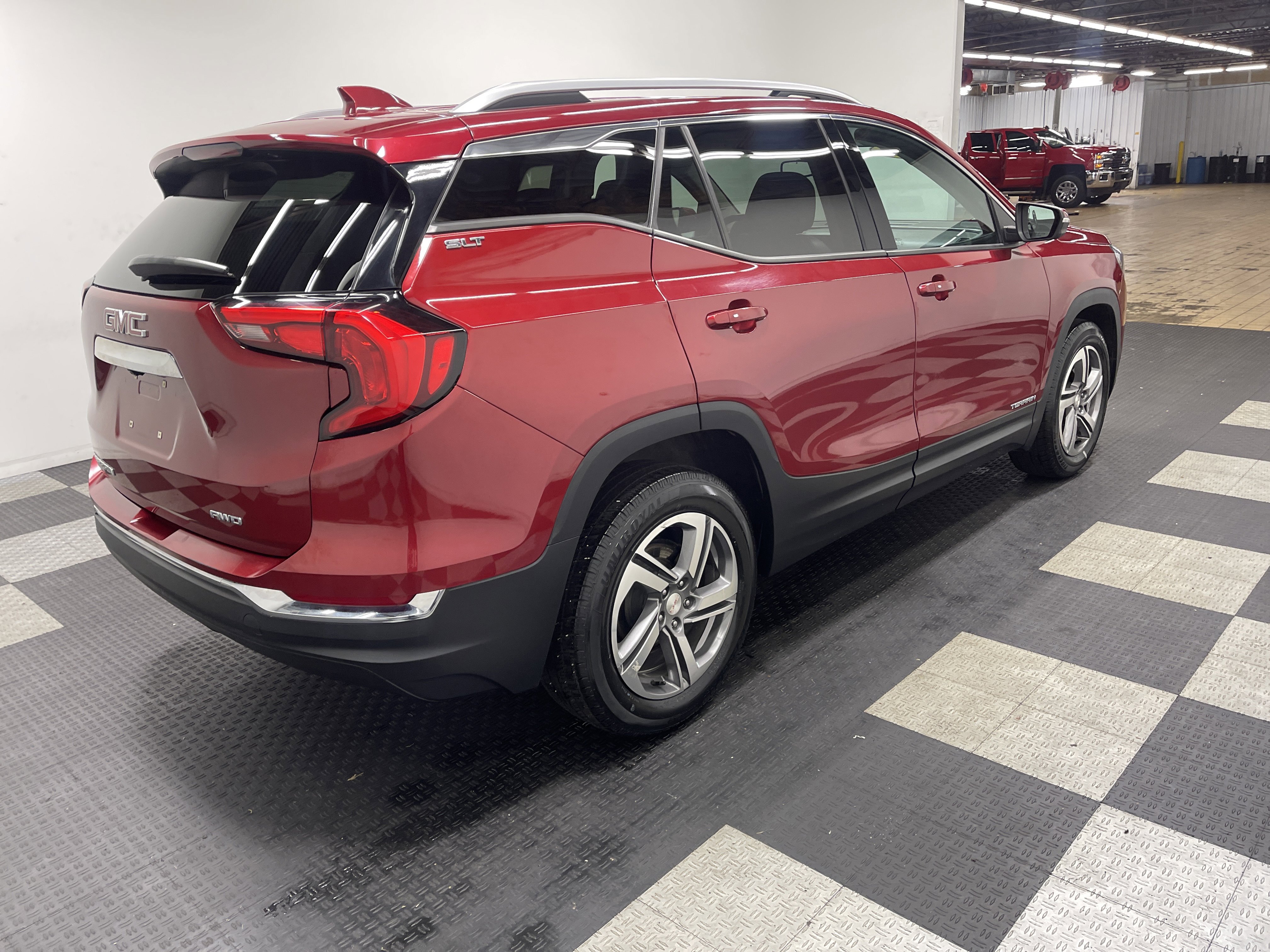 Used 2019 GMC Terrain SLT w/ Preferred Package image 5