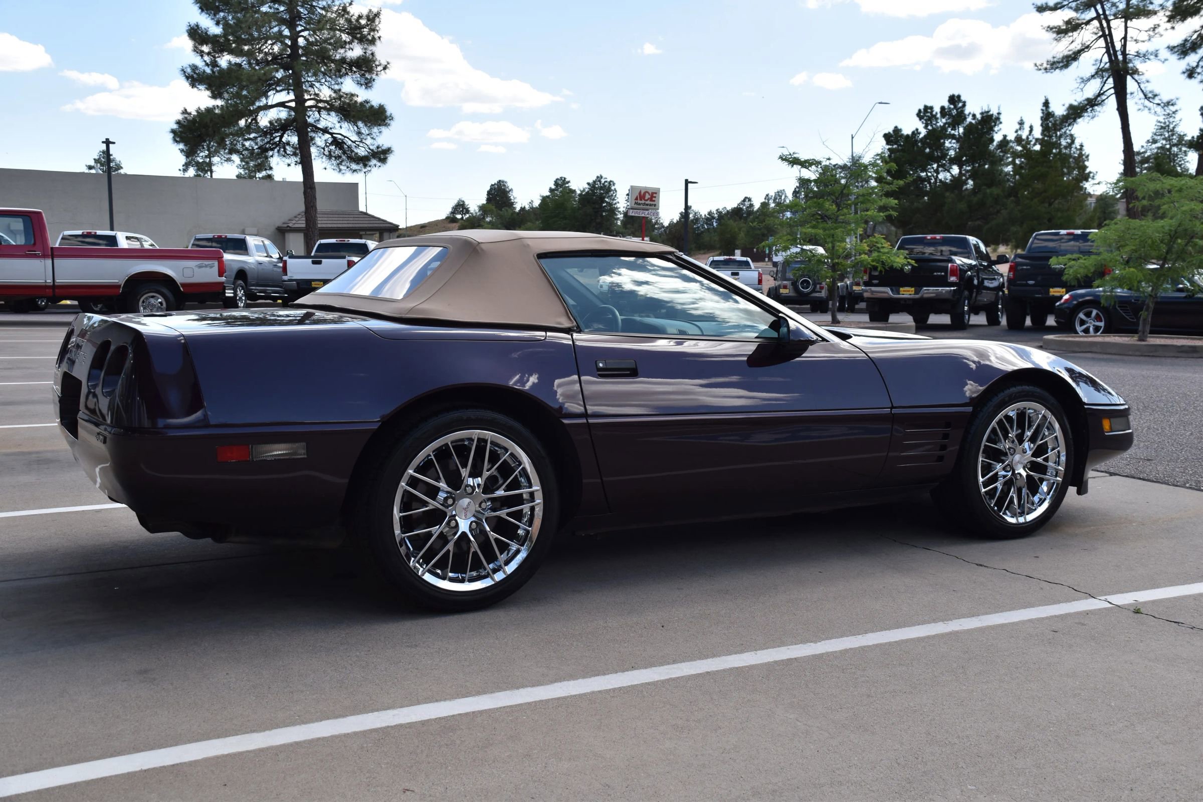 Used 1993 Chevrolet Corvette Convertible image 6