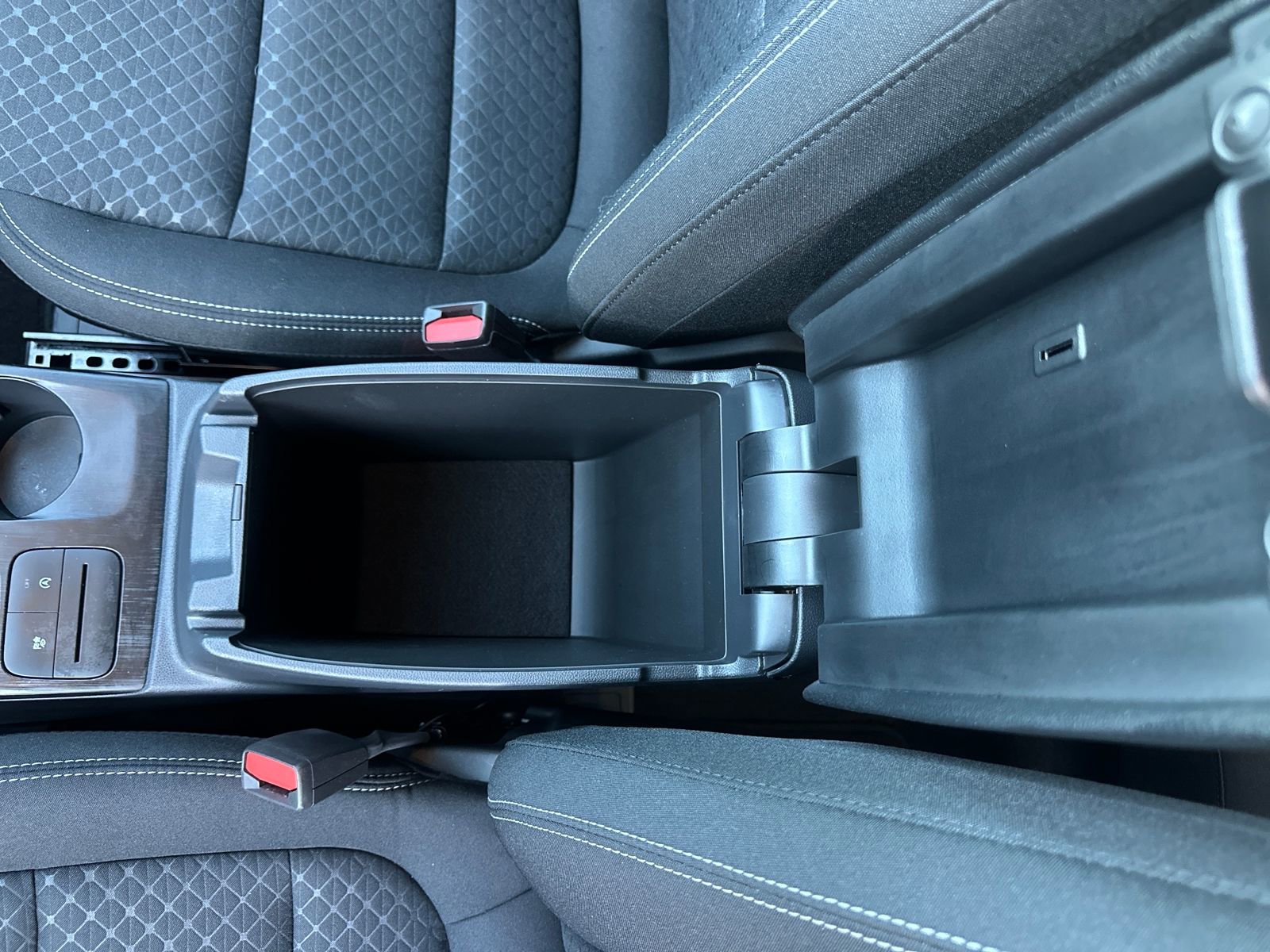 Used 2025 Ford Escape Active image 25