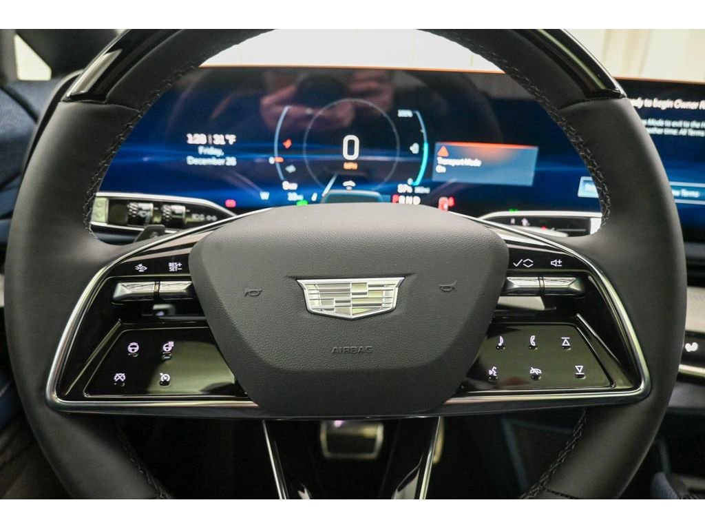 New 2026 Cadillac Optiq Luxury 2 image 23