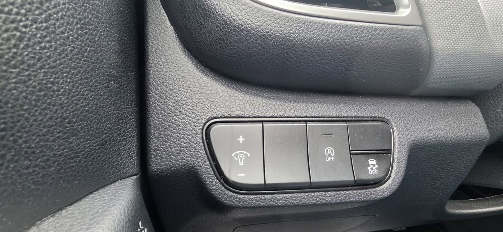 Used 2026 Kia Seltos LX AWD/4WD image 12