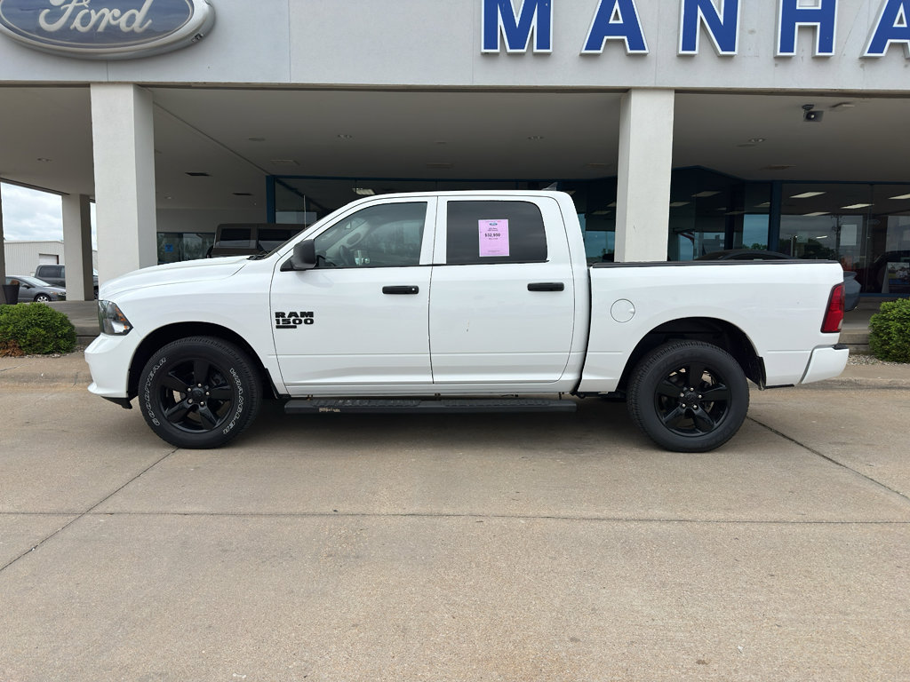 Used 2023 RAM 1500 Express w/ Wheel & Sound Group AWD/4WD image 4