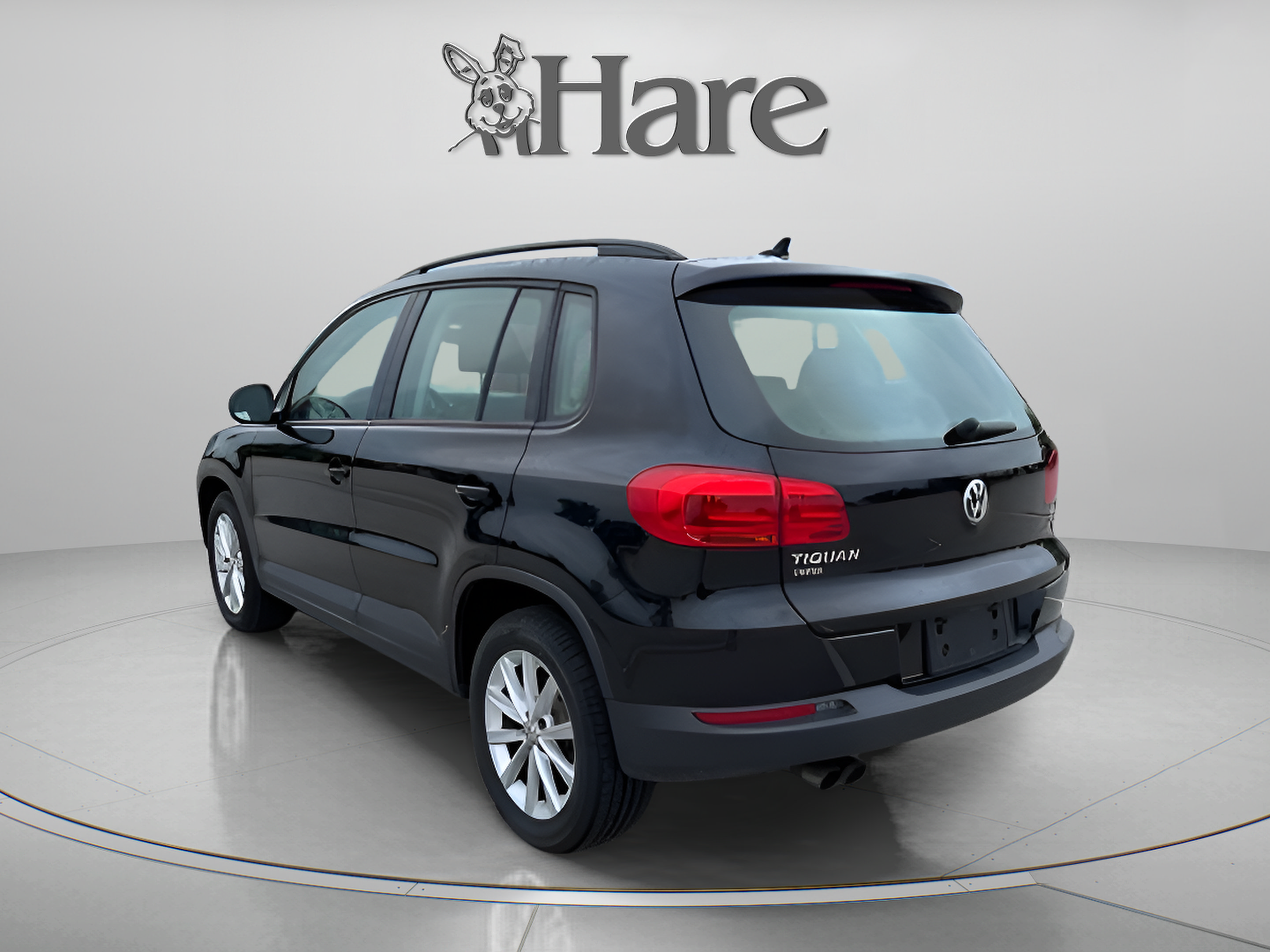 Used 2017 Volkswagen Tiguan S AWD/4WD image 3