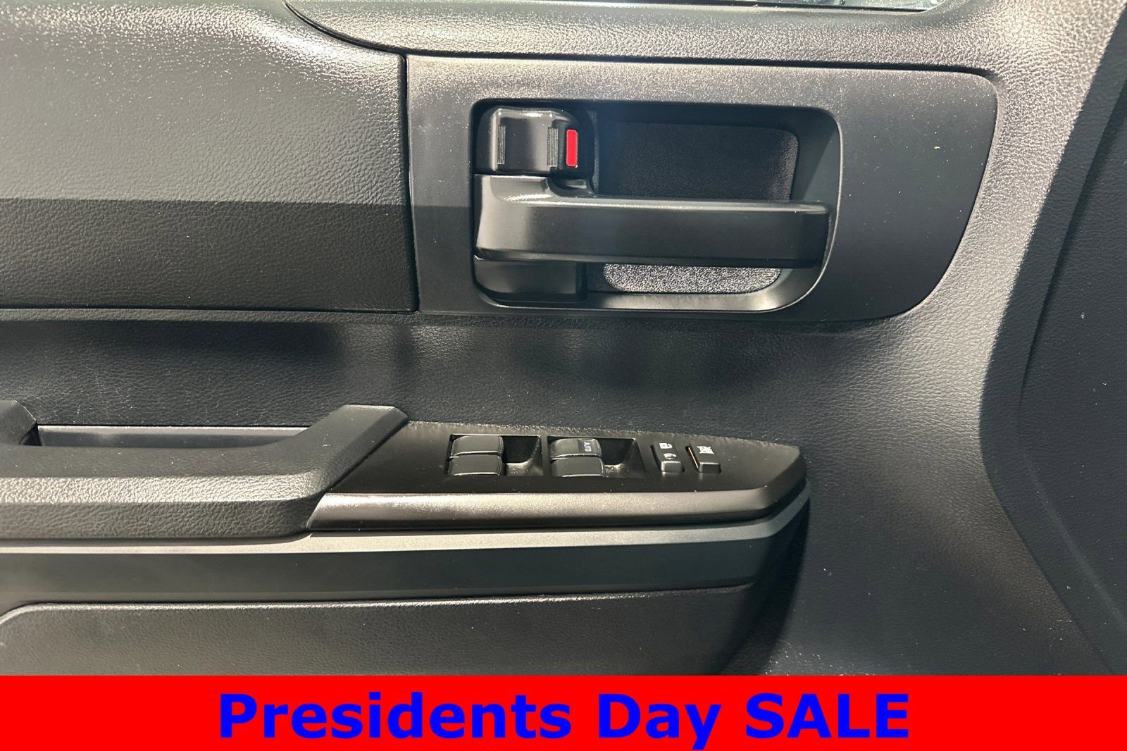 Used 2019 Toyota Tundra SR image 11