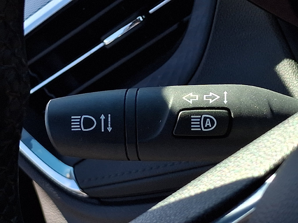 Used 2024 Buick Encore GX Sport Touring AWD/4WD image 27