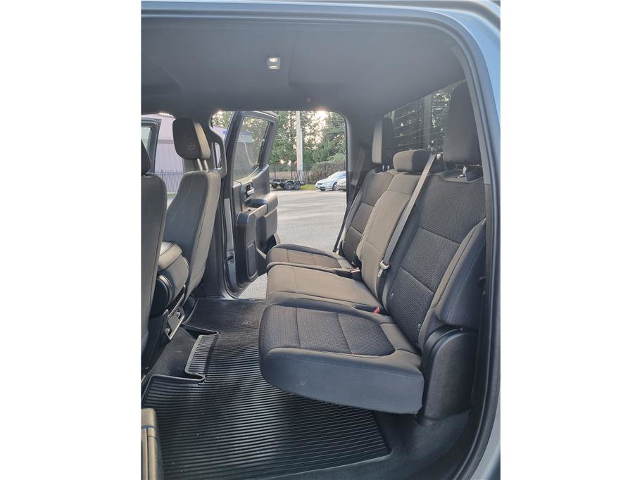 Used 2021 Chevrolet Silverado 1500 Custom image 16