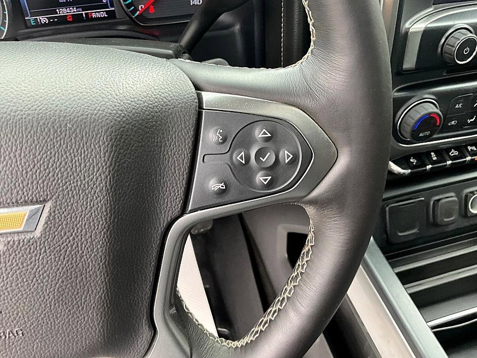 Used 2017 Chevrolet Silverado 1500 LTZ Z71 w/ Redline Edition image 33