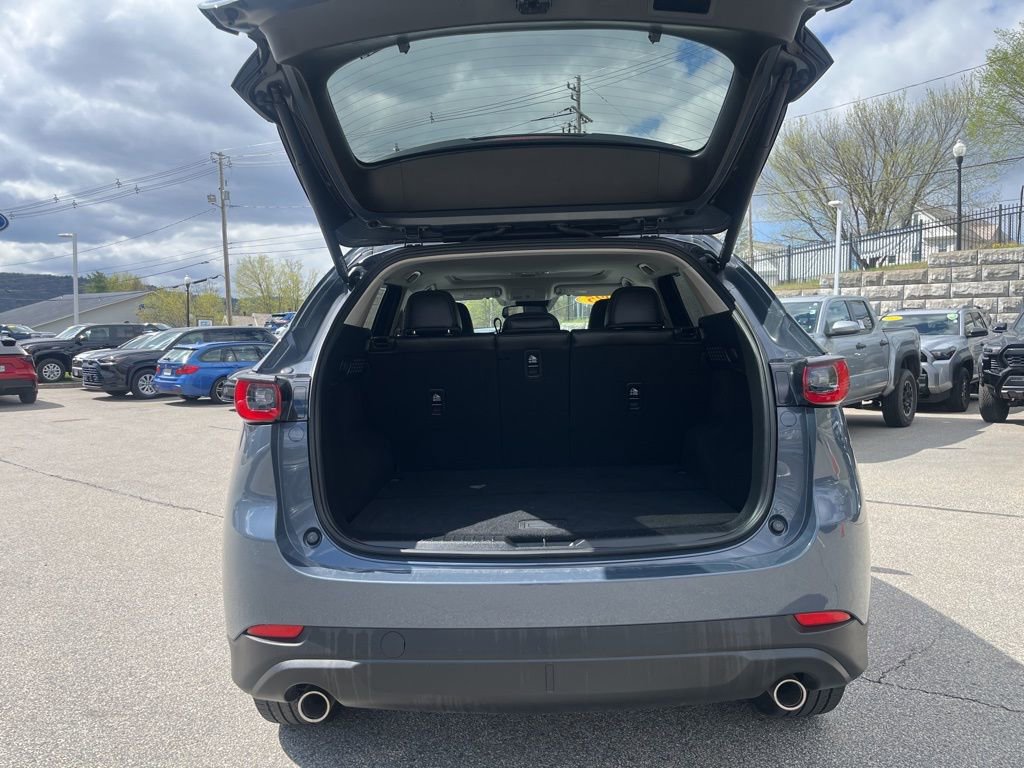 Used 2025 MAZDA CX-5 Carbon Edition image 13