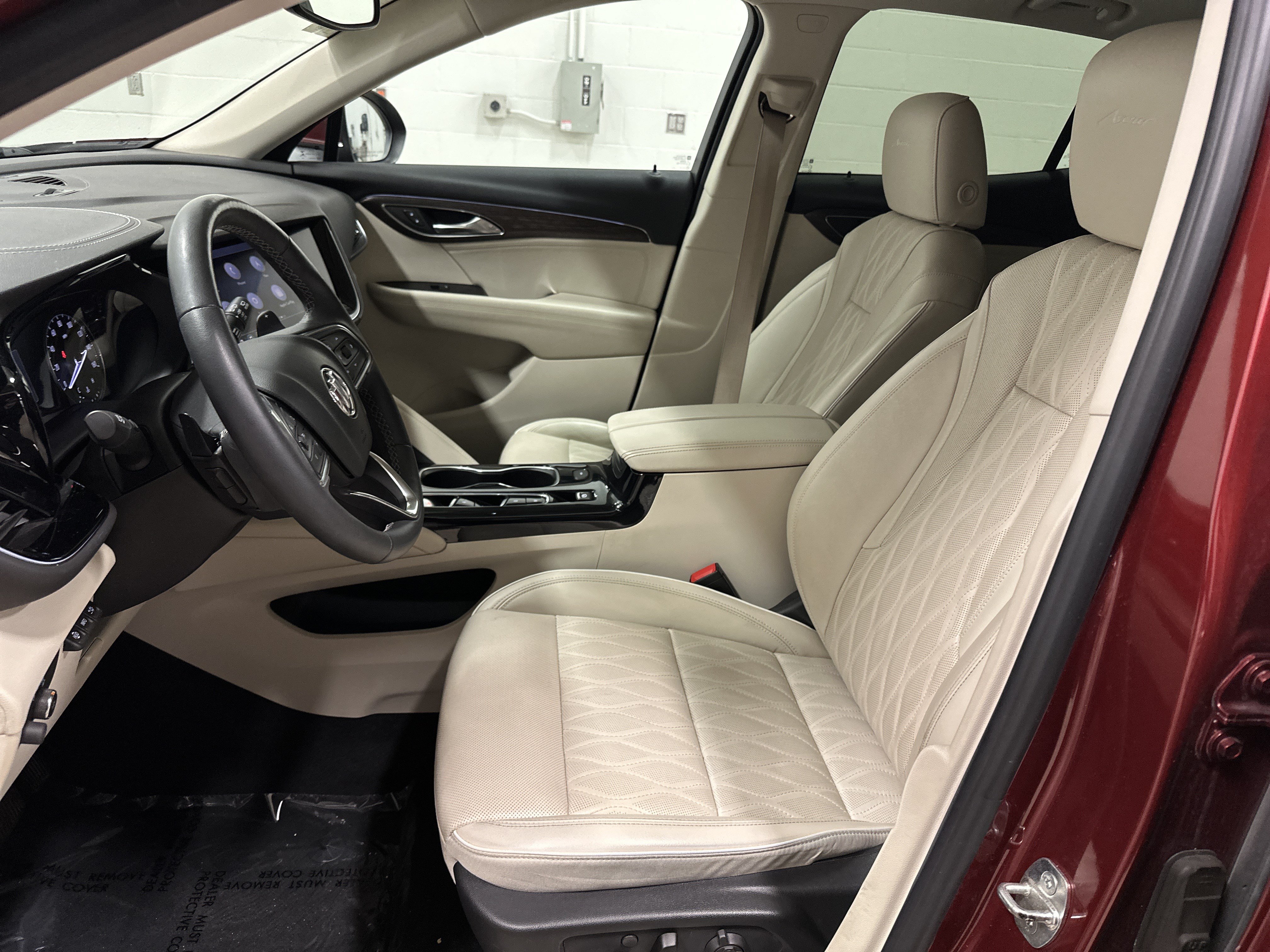 Used 2021 Buick Envision Avenir AWD/4WD image 16