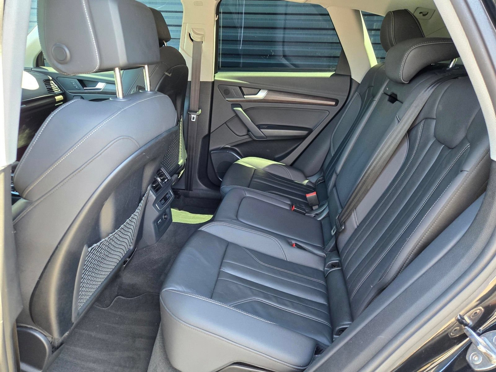 Used 2023 Audi Q5 e Premium w/ Convenience Package AWD/4WD image 11