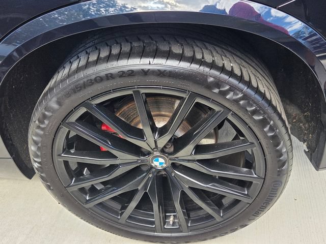 Certified 2024 BMW X5 xDrive40i w/ M Sport Package AWD/4WD image 9