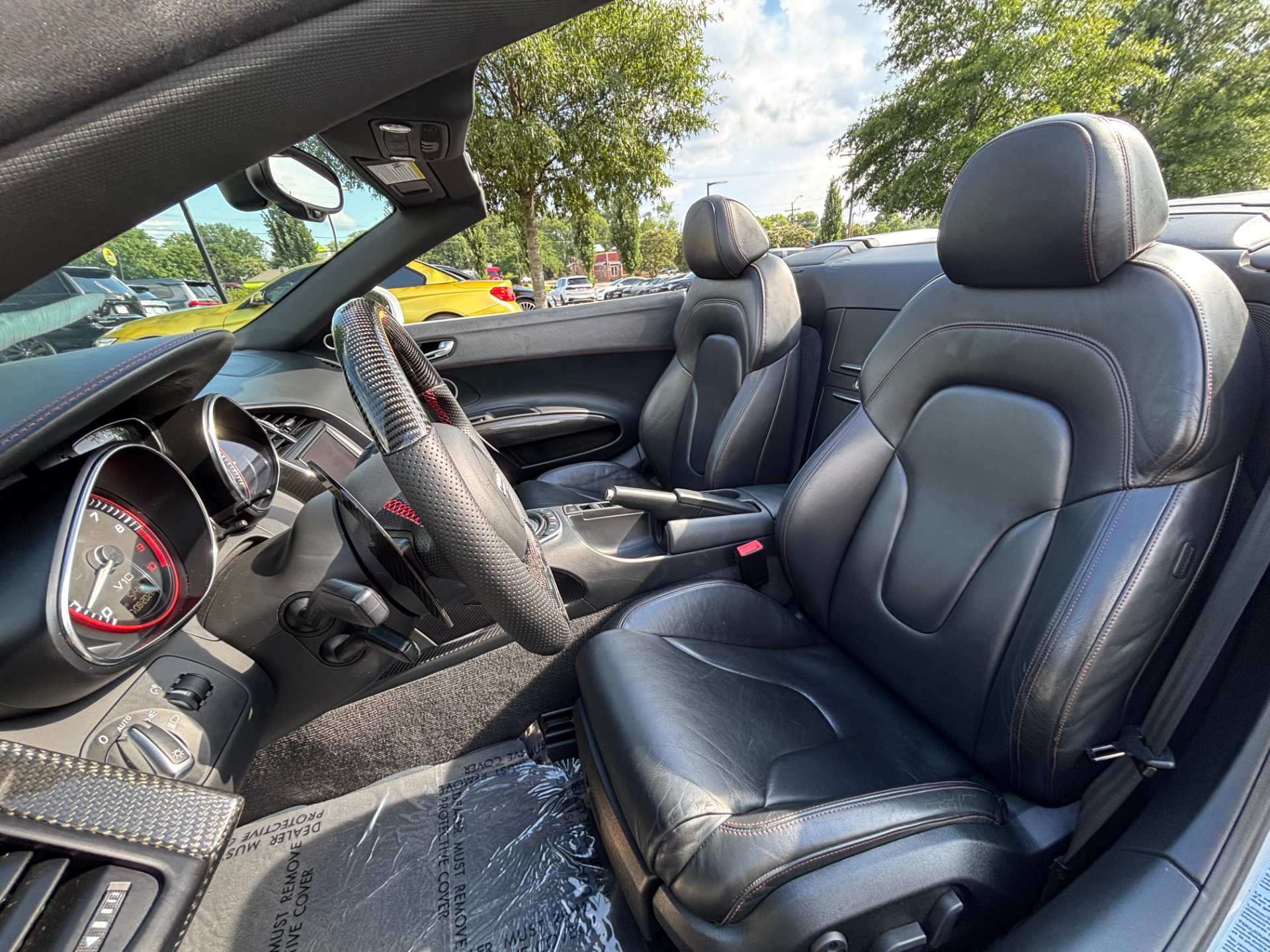 Used 2011 Audi R8 V10 AWD/4WD image 36